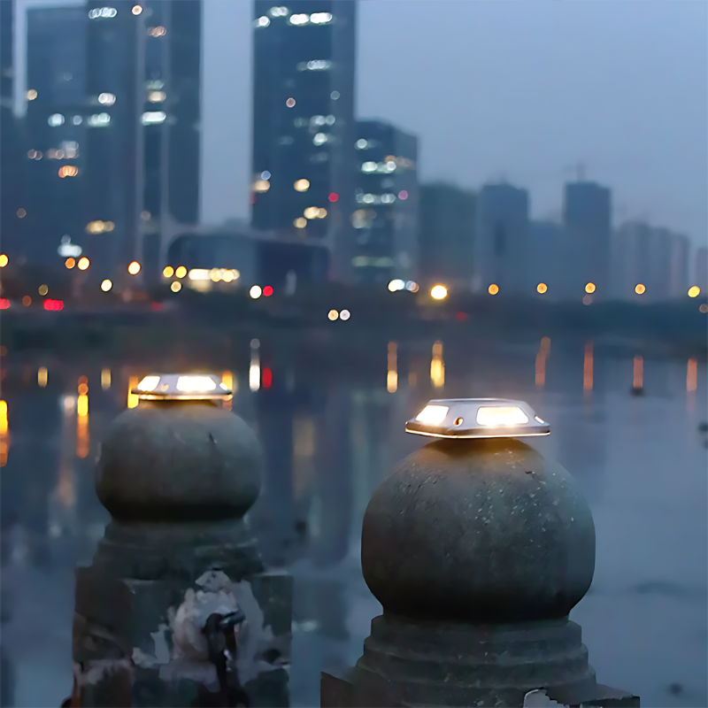 PathGlow | Nachhaltige Solarweglampe für stilvolle Außenbeleuchtung