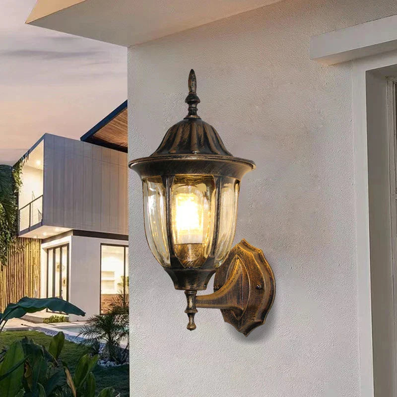 Lightsy | Elegante Retro Außenleuchte für Garten und Terrasse